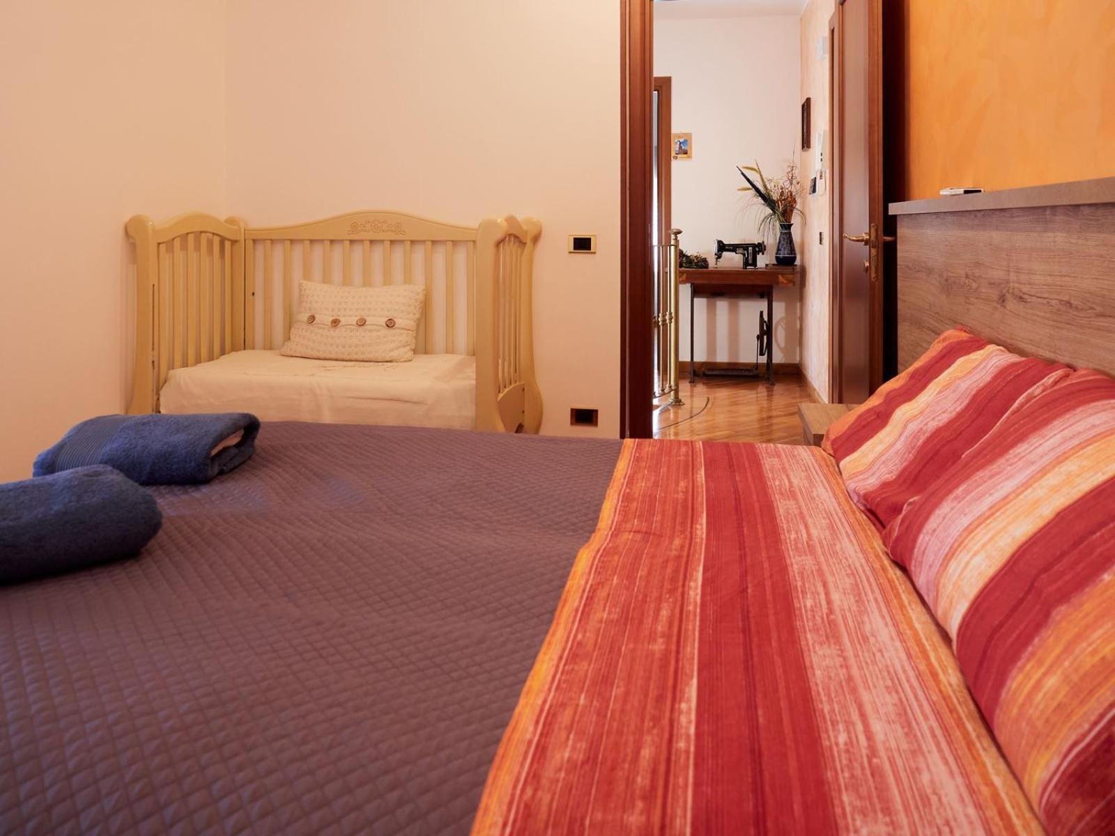 Bnb Anna E Leo - Casa Di Leo Bed & Breakfast Pietra Montecorvino Exterior photo